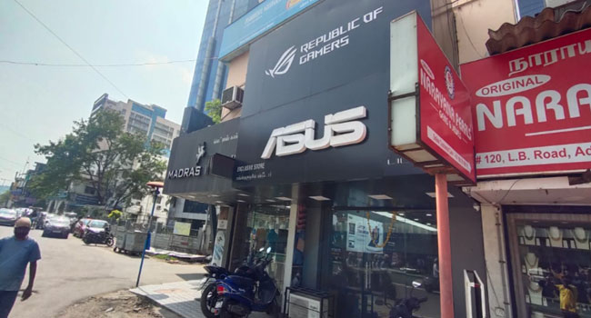 Asus-Exclusive-Showroom-in-Adyar-Chennai-India_1